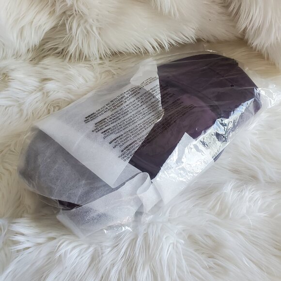 Estée Lauder Purple Microsuede Satchel Bag with Matching Make Up Zip Bag - Picture 14 of 15